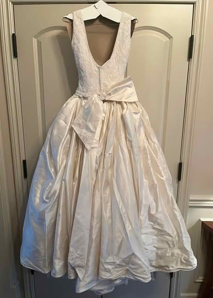 Photo of free Wedding Dress (Northville Township/Plymouth) #3