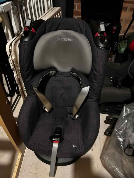 Photo of free 2 Car Seats (Gateford S81) #1