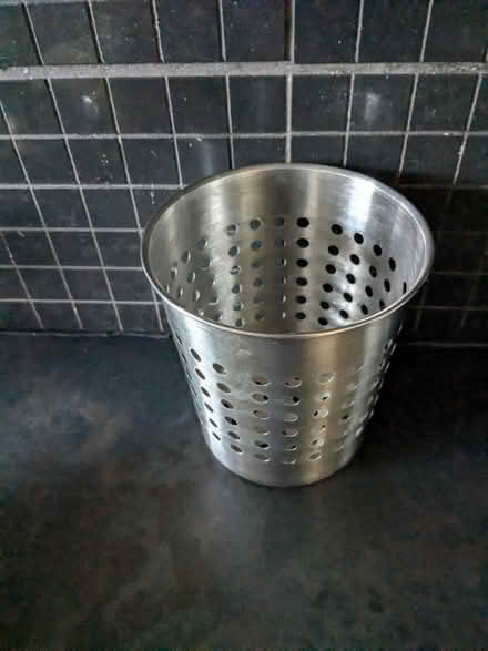 Photo of free Utensil pot (Leyland, Lancashire - PR26) #2