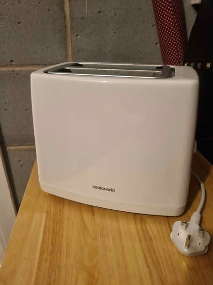 Photo of free Two toasters (Lindley) #4