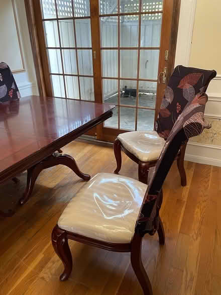 Photo of free Dining table with chairs (South San Francisco) #3