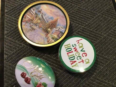 Photo of free Tins (SW Hinsdale) #1