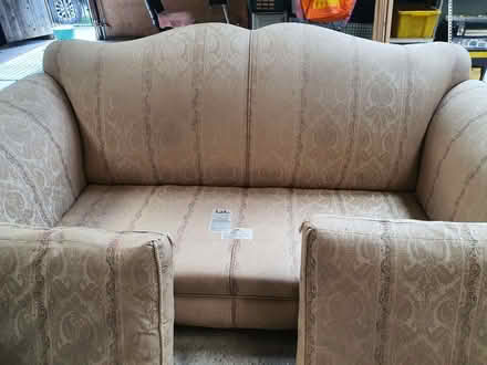 Photo of free Old fashioned large sofa (Street on the Fosse BA4) #4