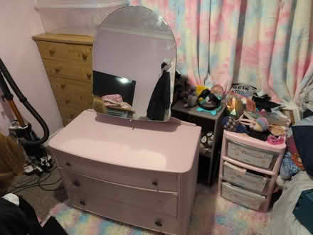 Photo of free Dresser drawers with mirror (Leigh park) #2