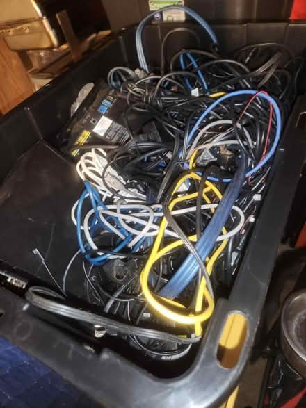 Photo of free IT Cables and stuff (Temple Hills,MD) #2