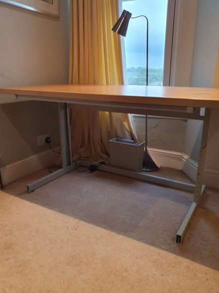 Photo of free draughtsman table and base (Falmouth TR11) #1