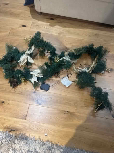 Photo of free Pre-lit Christmas Garland. Needs batteries. (Southsea PO4) #2