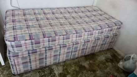 Photo of free Single Divan Bed (Upminster RM14) #3