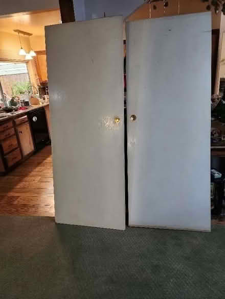 Photo of free Sliding Closet Doors (near Raley's) #1