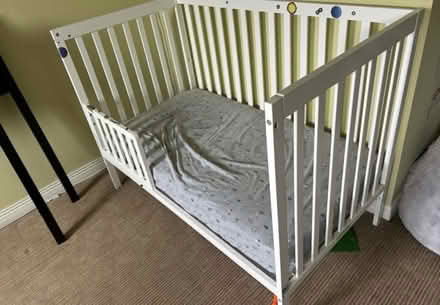 Photo of free Crib/toddler bed (South Torrance) #1