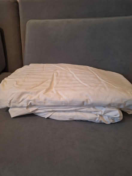 Photo of free Egyptian cotton bedding set ks (Burgess Hill town centre) #1