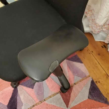 Photo of free Office chair (seat height not adjustable) (Dyke Road area BN1) #2