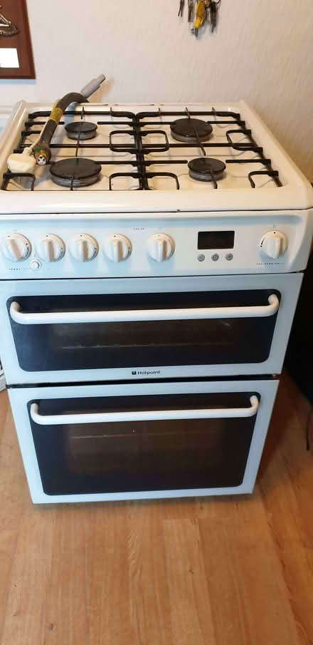 Photo of free Hotpoint hag60 gas cooker (Cranfield MK43) #1