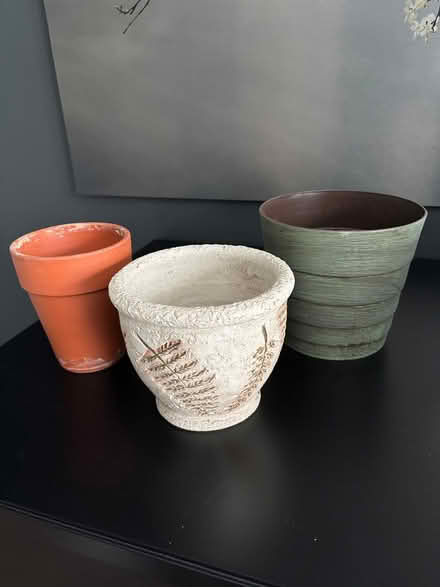 Photo of free Bundle of 3 pots and planters (Bridgeport, Kitchener) #1