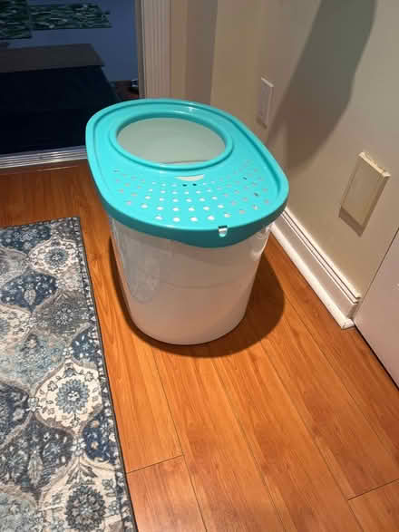 Photo of free Cat litter box (Western West Palm Beach) #1