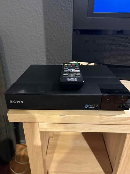 Photo of free Olevia TV/Sony Wireless DVD Player (Old Town Lafayette) #3