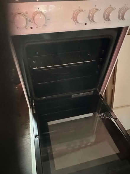 Photo of free Oven Electric [Bishopbriggs G64 1QJ] (Robroyston G64) #3