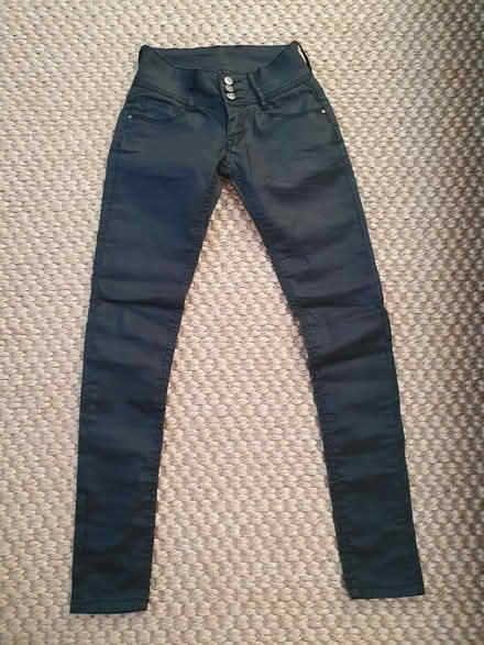 Photo of free XS Size womens jeans (Catterick Garrison DL9) #1