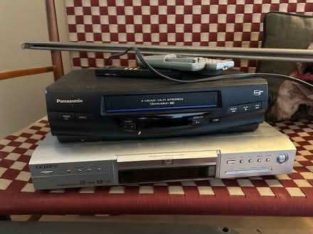 Photo of free VCR player and DVD player (Swarthmore) #1