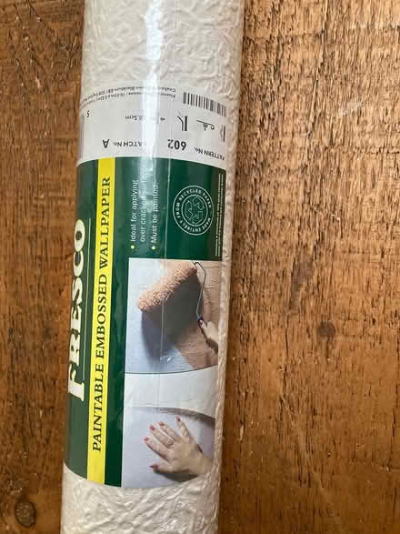 Photo of free 1 unopened roll of fresco wallpaper (EH5) #2