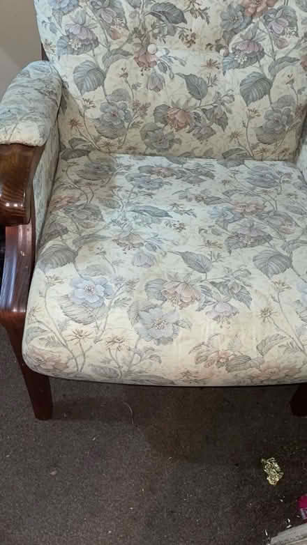 Photo of free Wing back chair (Underdale SY2) #3