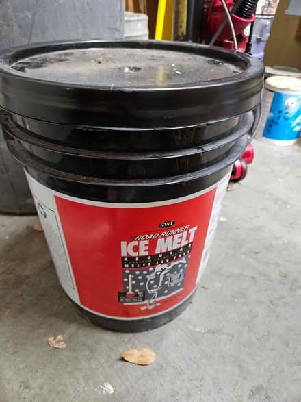 Photo of free Bucket of ice melt (Northwest Seattle, phinney) #1