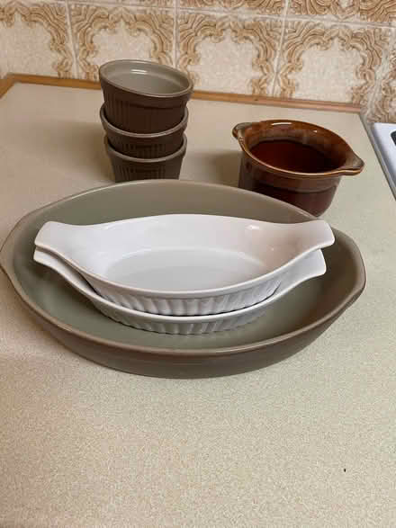 Photo of free Ovenproof/ Pyrex kitchenware (Harlow CM17) #3