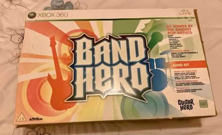 Photo of free Band Hero instruments for XBox (KT3 New Malden) #2