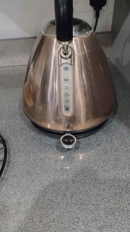 Photo of free Kettle (Garforth LS25) #4