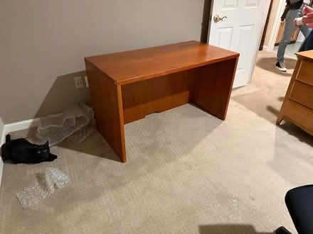 Photo of free Wood Desk (14706 6th St.) #1