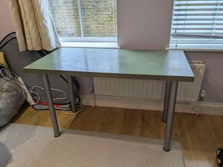 Photo of free Desk / table (Balham SW12) #1