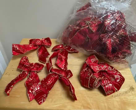 Photo of free Bag of red velvet bows (Hunt Club) #1