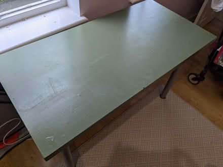 Photo of free Desk / table (Balham SW12) #2