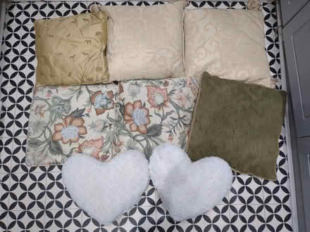 Photo of free Cushions (M19 Burnage/Levenshulme) #1