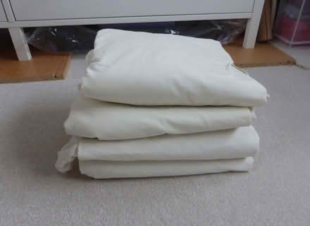 Photo of free King size fitted sheets x4 (Eaton NR4) #1