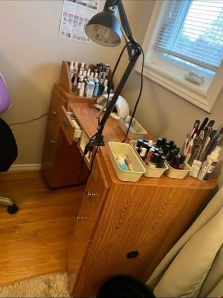 Photo of free Manicure table (North Brampton) #1