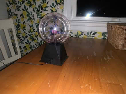 Photo of free Discovery Color Plasma Globe Lamp (Silver Spring, MD Four Corners) #2