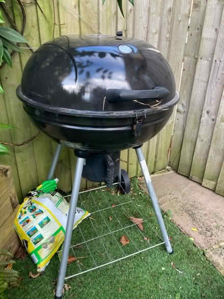 Photo of free barbecue (Harrogate HG1) #1