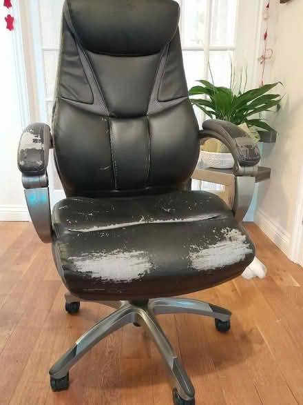 Photo of free Cadair swyddfa / Office chair (Bangor LL57) #1