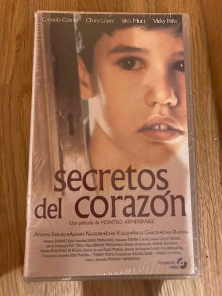 Photo of free Spanish film on video (Bloomfield) #1