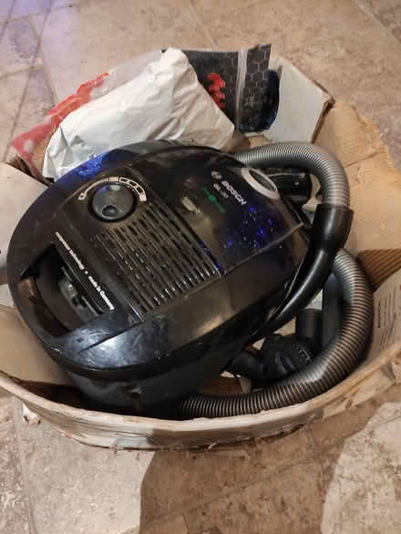 Photo of free Bosch GL30 Vacuum cleaner (Canterbury) #4