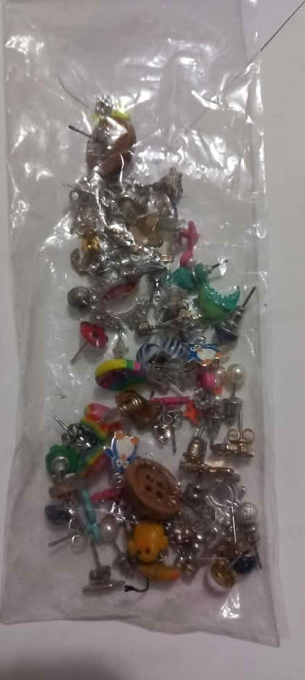 Photo of free Earrings (Southam CV47) #1