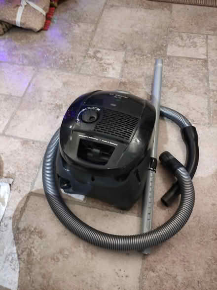 Photo of free Bosch GL30 Vacuum cleaner (Canterbury) #3