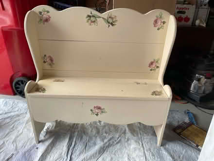 Photo of free Country bench (Jermyn, PA) #1