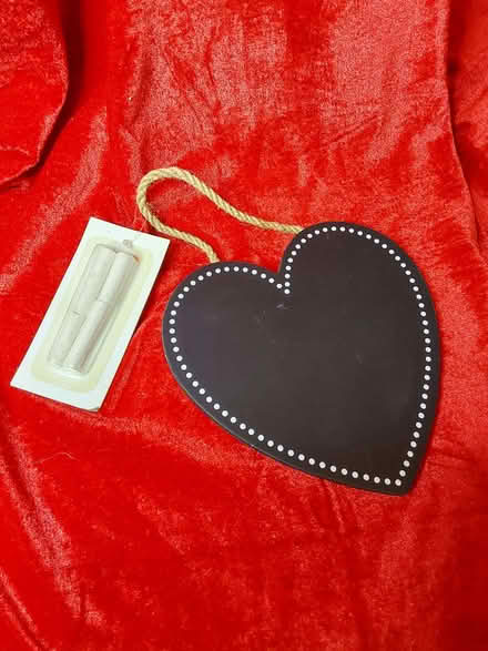 Photo of free Heart-shaped hanging chalk board (Ruabon LL14) #1