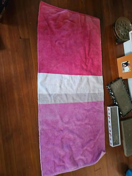 Photo of free chenille rug (Roxbury) #1