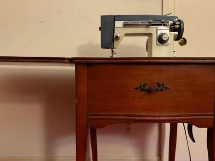 Photo of free Vintage White sewing machine (Near Rudee Inlet) #2