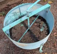 Photo of free soil sifter (Bellevue) #2