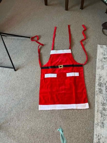 Photo of free Christmas Apron (Gilbertsville, PA) #1