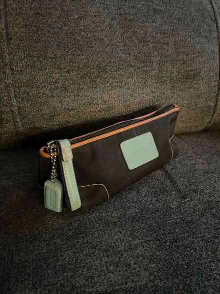 Photo of free Coach makeup bag (Midtown) #1